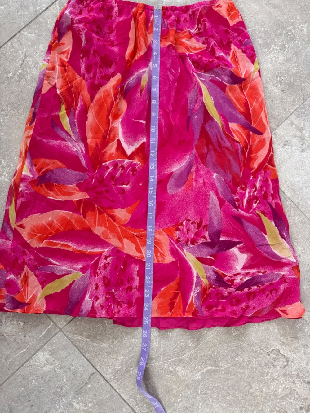 STUNNING Vintage Tess 100% Silk Floral Midi Skirt Bright Pink & Orange Sz Medium - Picture 4 of 7